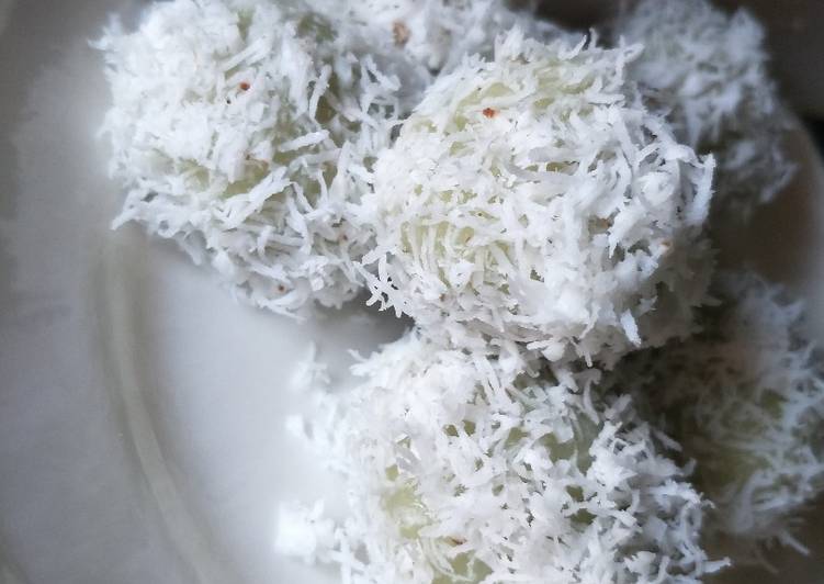 resep lengkap untuk Klepon gulmer ala bunda nani