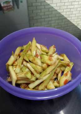 Rujak mangga sambel terasi