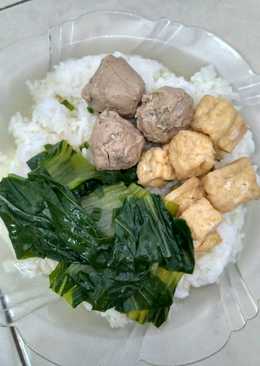 Sup Sayur Pokcoy Baso Ikan Tenggiri