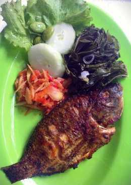 Ikan bakar nila sambal pencit