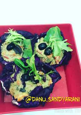 Purple cabbage with butterfly dressing