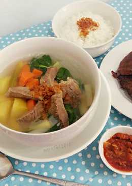 Sup Bening Daging Sapi w/ Bayam