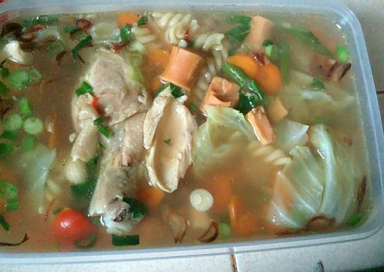 gambar untuk resep makanan Sop ayam anak kos