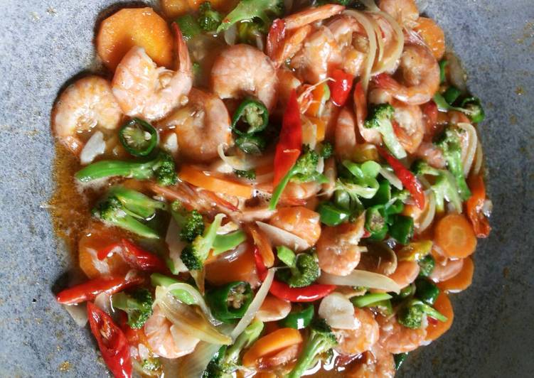 resep lengkap untuk Ca Udang Brocoli