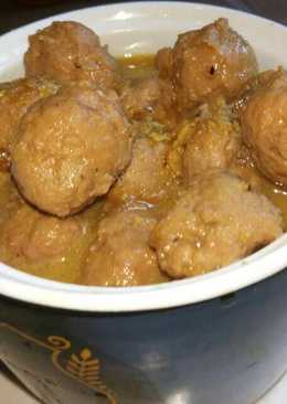 Semur bola daging