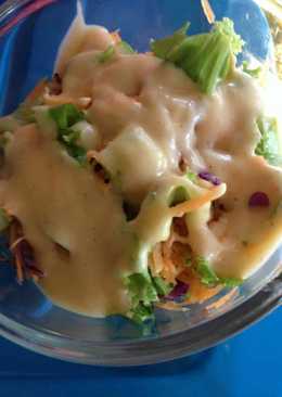 Salad sayur dg saus mayo yg creamy!