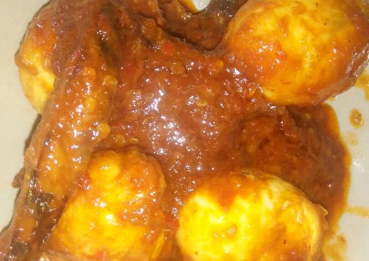  Resep Telur balado pedas manis oleh Dewi Kartika Ningrum 