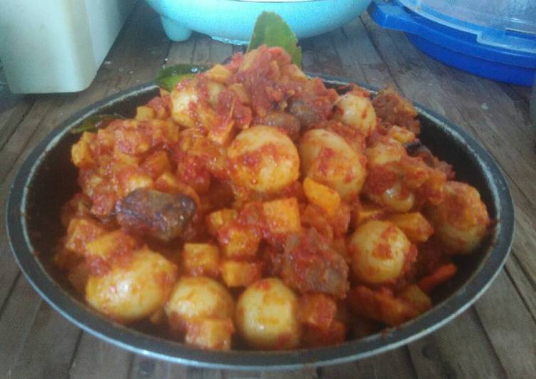 resep masakan Sambal goreng kentang,rempelo ati + telor puyuh