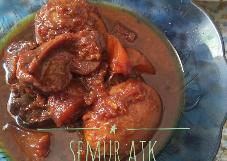 cara membuat Semur ATK (Ati Ampela Telor Kentang)