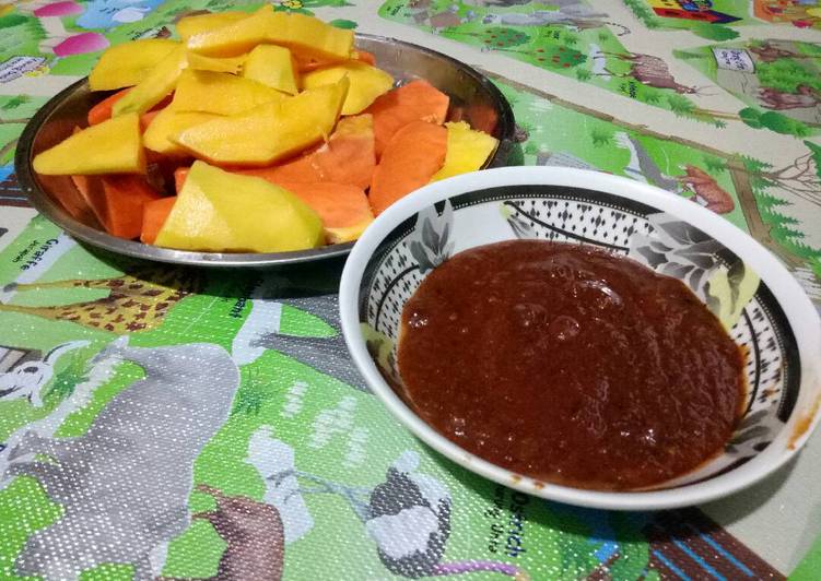 resep makanan Sambel rujak buah dari bumbu pecel instan
