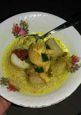 Lontong soto