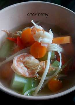 Sop Jamur Enoki Pedas