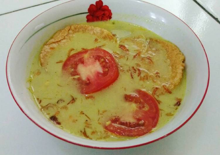 gambar untuk resep Soto Ayam Kuah Betawi Santen Susu