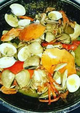 Seafood kepiting kolaborasi kerang