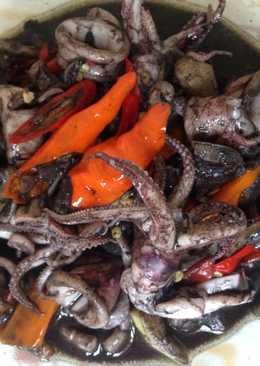 Cumi masak hitam