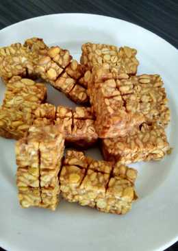 Tempe garit (goreng kering)