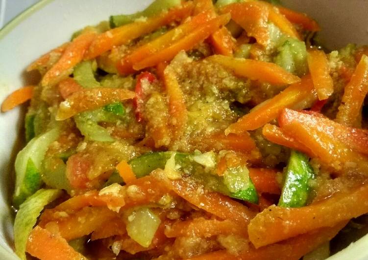 Resep Acar Kuning Timun dan Wortel Ala-ala anak kost ?? Kiriman dari
Novianti