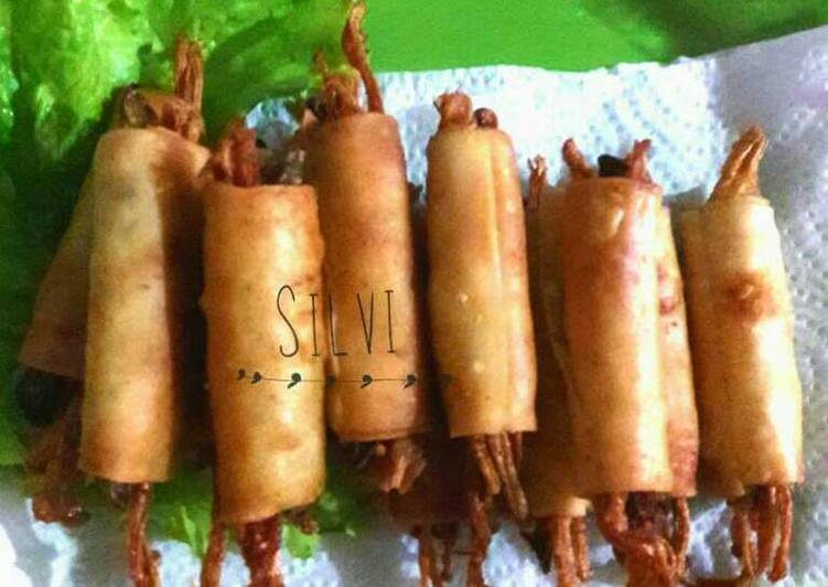 bahan dan cara membuat Spring Roll Buncis Enoki (bekal sekolah)