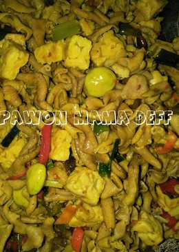 Usus bumbu kuning pedas