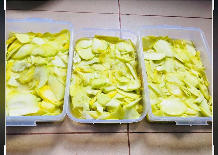 Resep Asinan mangga muda Kiriman dari Rina Sakha