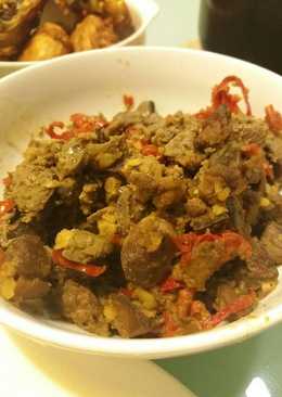 Sambal goreng ati rempelo