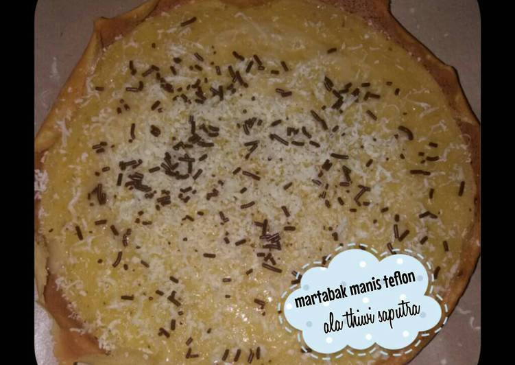 bahan dan cara membuat Martabak manis teflon