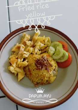 Nasi goreng kuning