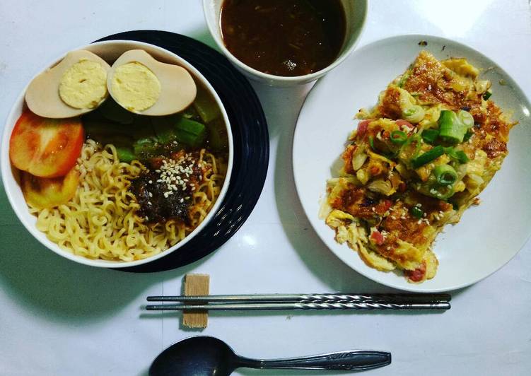 Resep Telur gulung dan mie rebus spesial Mahasiswa 