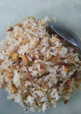 Nasi goreng tuna