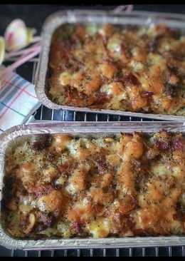 Nasi Panggang Brokoli Keju Saus Bolognese