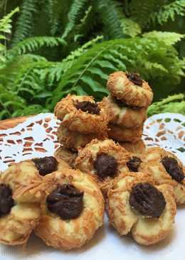 Thumbprint cookies Nutella