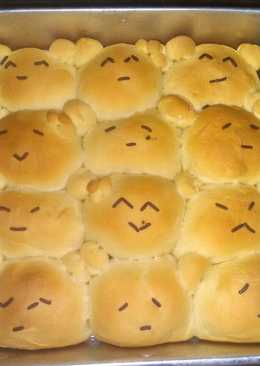 Eggless roti beruang dengan isian keju