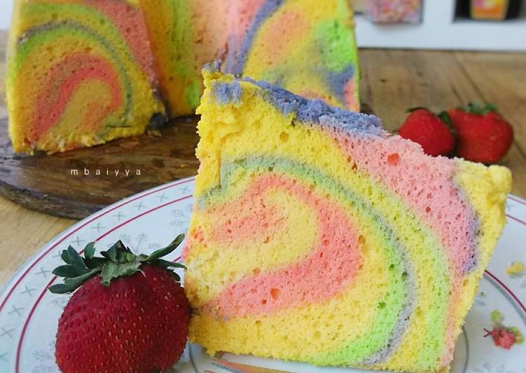 Resep Rainbow White Eggs Chiffon Cake Kiriman dari mbaiyya