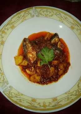 Sarden goreng kentang saos cabe