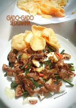 Gado-Gado Sederhana with lontong rice cooker