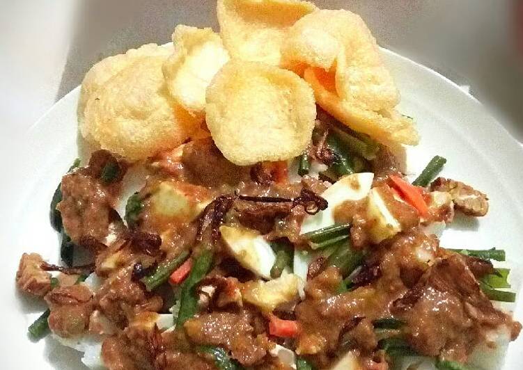 gambar untuk resep Gado-Gado Sederhana with lontong rice cooker