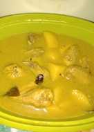 Opor ayam kentang