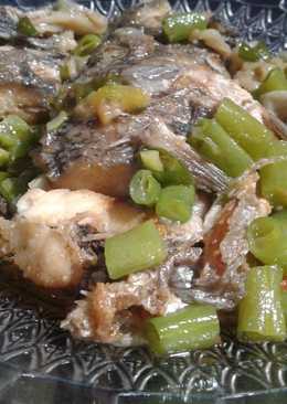 Tumis ikan jamur