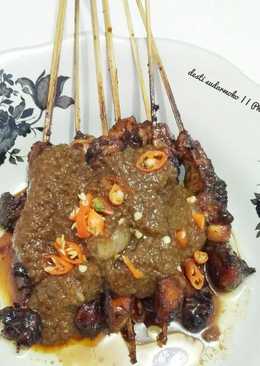 Sate ayam bumbu kacang