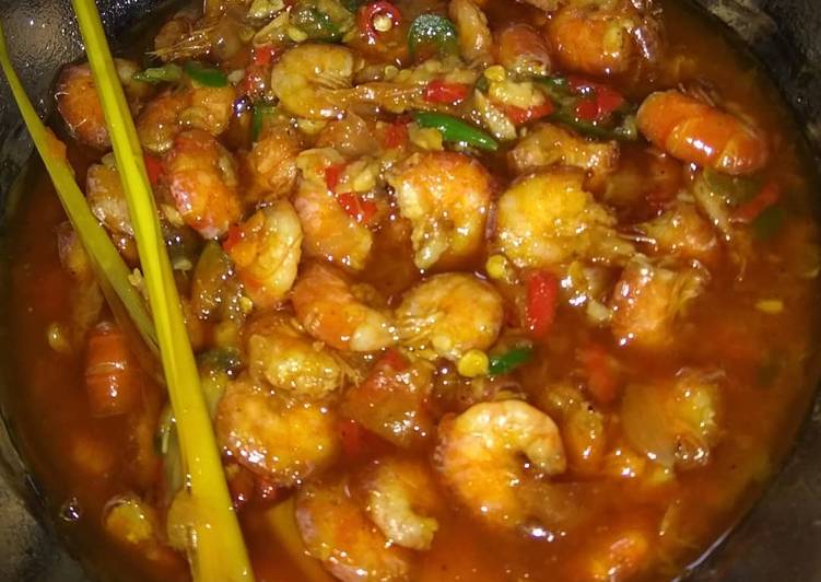 gambar untuk cara membuat Udang tumis sambal pedas