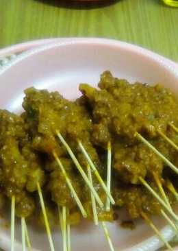 Sate kikil bumbu kunyit (cungkring=khas Bogor)