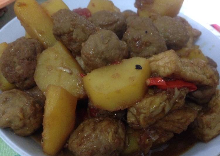 Resep Semur Bola Daging Tahu Kentang Oleh Zakiyah Qurrotul Aini