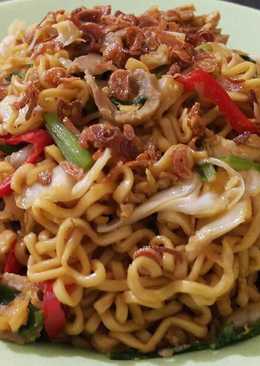 Mie/Bakmi Goreng Ulang Tahun