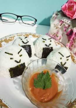 Onigiri Tamago with spicy mayo