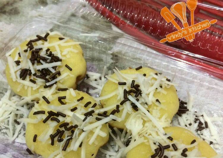 Resep Kue Cubit (enak dan simpel) Karya Roselina Vindy Pramitha