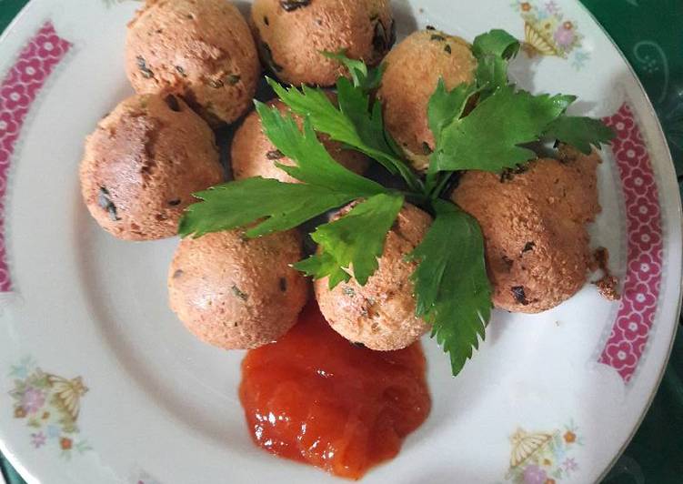 Resep Bregedel Tahu isi bakso ikan oleh Mama Zahran Cookpad