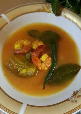 Udang asam keueung khas Aceh