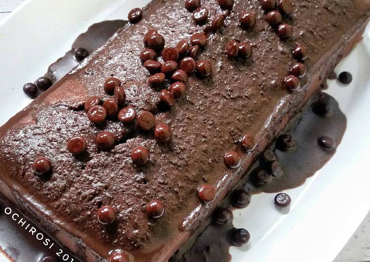 bahan dan cara membuat Cake Coklat (No Telur & No Mixer)