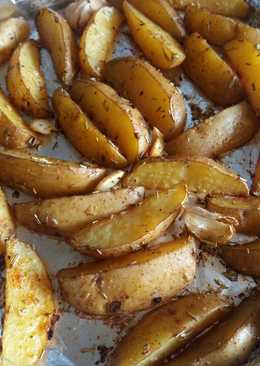 Roast potato wedges