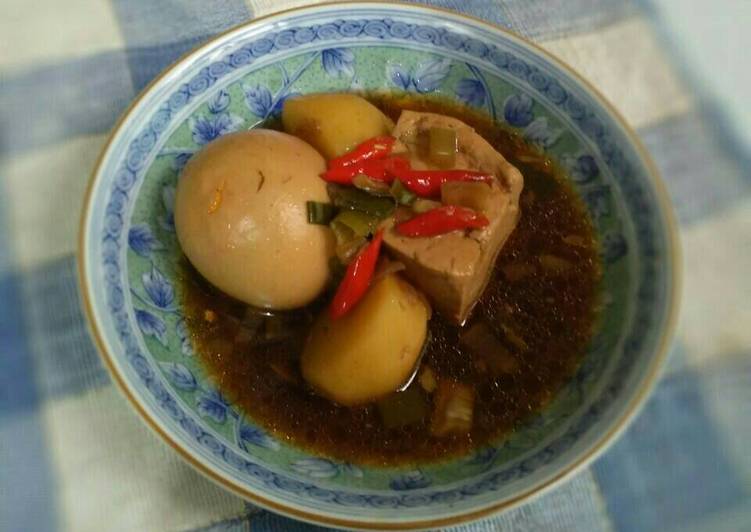 Resep Semur Telur, Tahu & Kentang Karya Titin Sutinawati